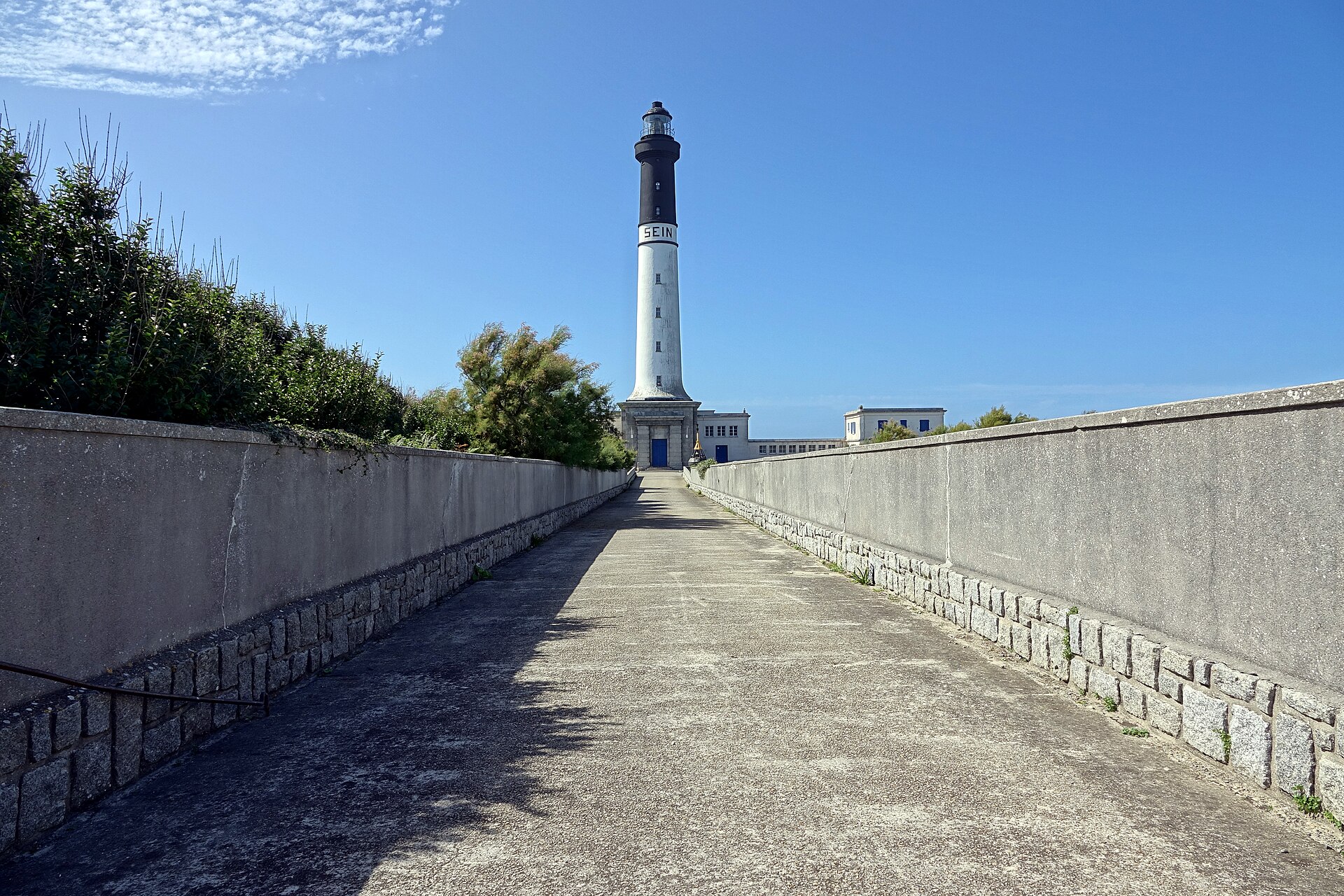 Le phare de Sein (Goulenez)